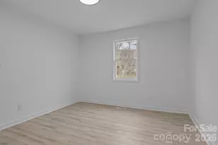 621 E Sharpe Street E, Statesville, NC 28677 - Photo 24