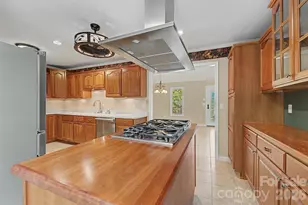 605 Toy Cv Rd, Sylva, NC 28779 - Photo 20