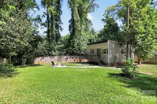 1954 Garibaldi Ave, Charlotte, NC 28208 - Photo 2