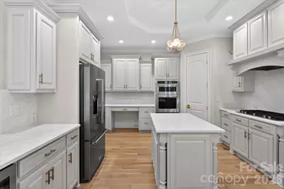 6052 Oxfordshire Road, Waxhaw, NC 28173 - Photo 8