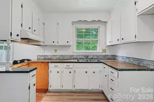 1332 Frederick St, Shelby, NC 28150 - Photo 14