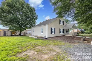 123 E 2nd St, Oakboro, NC 28129 - Photo 12