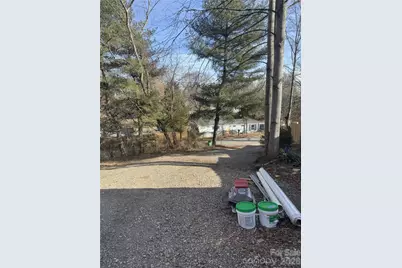 81 Eastview Circle, Asheville, NC 28806 - Photo 2