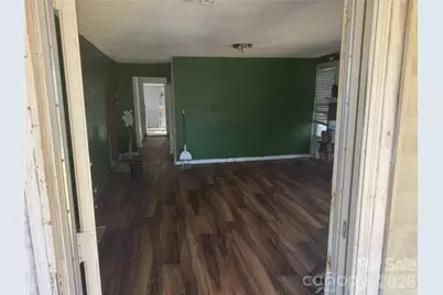 81 Eastview Circle, Asheville, NC 28806 - Photo 6