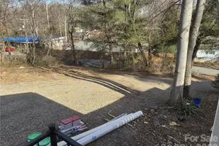 81 Eastview Cir, Asheville, NC 28806 - Photo 20