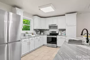 220 Jones Ct, Lake Lure, NC 28746 - Photo 6
