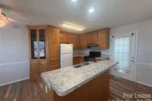 336 Valley Glenn Ct NW, Concord, NC 28027 - Photo 8