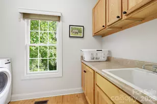 89 Dallas Dr, Hendersonville, NC 28739 - Photo 24