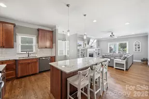 2116 Yadkin Ave, Charlotte, NC 28205 - Photo 12