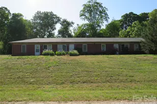 144 Nottingham Dr, Forest City, NC 28043 - Photo 6