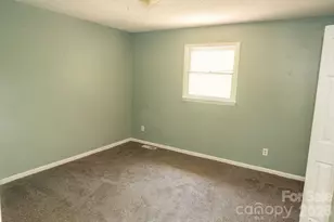 2472 Lake St, Lincolnton, NC 28092 - Photo 18