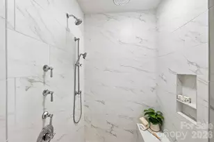 1170 Queens Rd, Charlotte, NC 28207 - Photo 24