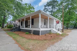 226 Huger St, Cheraw, SC 29520 - Photo 1