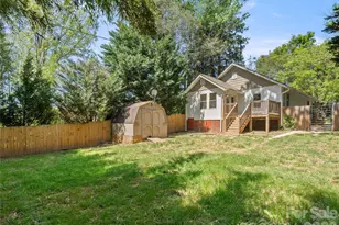 926 W Chapel Rd, Asheville, NC 28803 - Photo 6