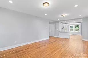926 W Chapel Rd, Asheville, NC 28803 - Photo 12