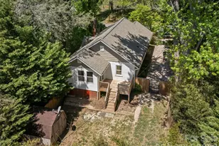 926 W Chapel Rd, Asheville, NC 28803 - Photo 28