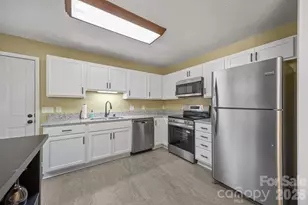 125 Mills Forest Ln, Mooresville, NC 28117 - Photo 14