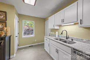125 Mills Forest Ln, Mooresville, NC 28117 - Photo 16