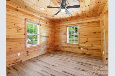 5881 US 23 Highway, Mars Hill, NC 28754 - Photo 14