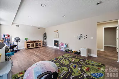 2604 Ironwood Drive, Hickory, NC 28602 - Photo 32