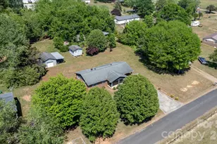 1109 Windsong Cir, Hudson, NC 28638 - Photo 26
