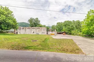1100-1104 Montreat Rd, Black Mountain, NC 28711 - Photo 16