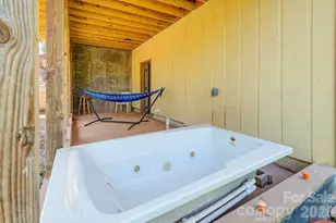 153 Vinewood Cir, Asheville, NC 28806 - Photo 18
