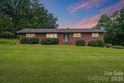 1008 Longview Drive, New London, NC 28127 - Photo 2
