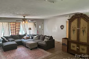 104 Turley Falls Rd, Hendersonville, NC 28739 - Photo 6