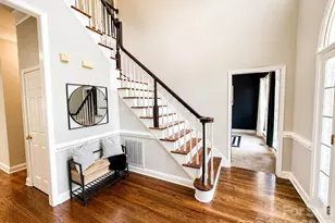 1675 Sanridge Wind Ln, Charlotte, NC 28262 - Photo 2