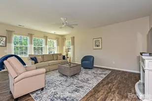 304 Picasso Trl, Mount Holly, NC 28120 - Photo 8