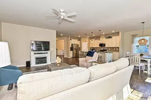 304 Picasso Trl, Mount Holly, NC 28120 - Photo 10