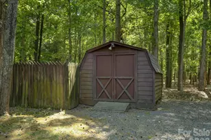 3940 Sandy Point Dr, York, SC 29745 - Photo 40