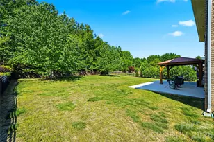 2429 Glyncastle Way, Gastonia, NC 28056 - Photo 32