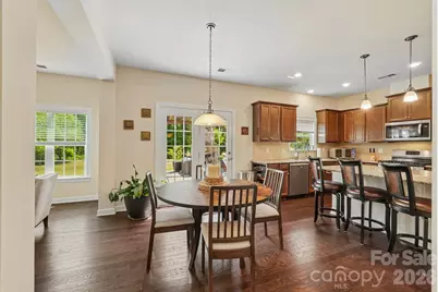 2006 Topaz Plaza, Davidson, NC 28036 - Photo 4