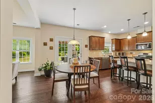 2006 Topaz Plaza, Davidson, NC 28036 - Photo 4