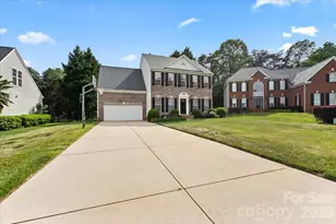 7934 Harbor Ridge Ct, Denver, NC 28037 - Photo 2
