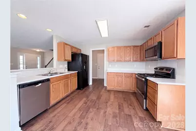 2006 Wexford Way, Statesville, NC 28625 - Photo 2