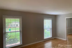 1130 Cheddington Dr, Charlotte, NC 28211 - Photo 6