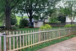 1130 Cheddington Dr, Charlotte, NC 28211 - Photo 26