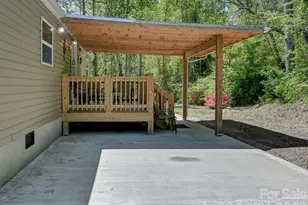 2275 Lamb Mountain Rd, Hendersonville, NC 28792 - Photo 6
