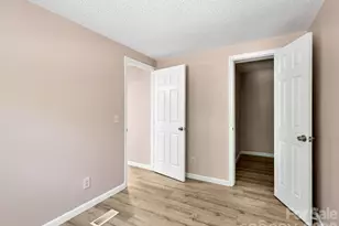 2275 Lamb Mountain Rd, Hendersonville, NC 28792 - Photo 22