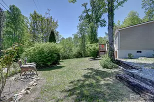 2275 Lamb Mountain Rd, Hendersonville, NC 28792 - Photo 26