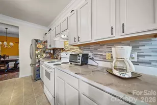 2056 Moss Creek Dr, Harrisburg, NC 28075 - Photo 14