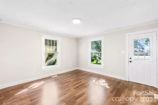 604 S Zion St, Landis, NC 28088 - Photo 4
