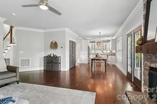 1764 Dunkirk Dr, Charlotte, NC 28203 - Photo 10