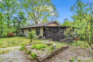 69 Hidden Brook Dr, Hendersonville, NC 28739 - Photo 10