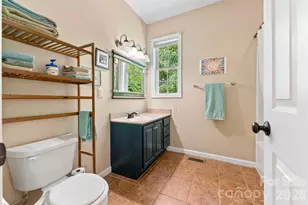 64 Wyoming Rd, Asheville, NC 28803 - Photo 12