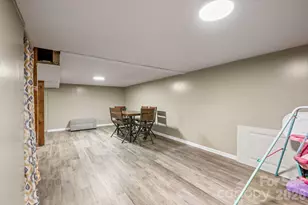 2060 Barringer Cir, Newton, NC 28658 - Photo 20