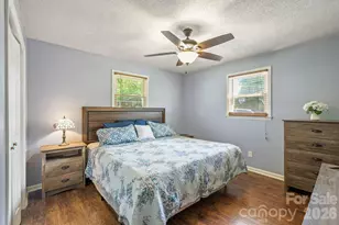 2060 Barringer Cir, Newton, NC 28658 - Photo 12